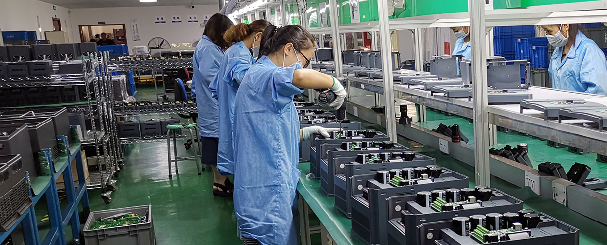 巨联生产车间一角